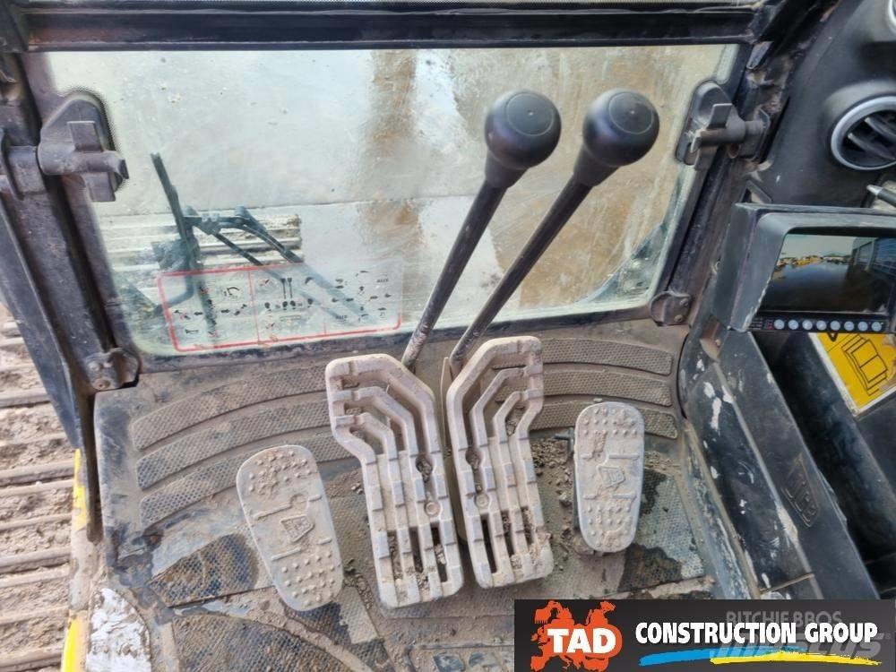 JCB JS 240 LC حفارات زحافة