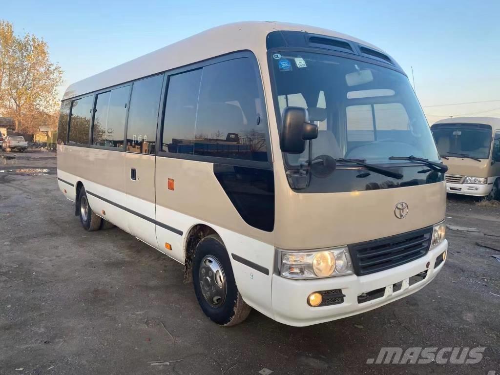 Toyota Coaster Bus حافلة صغيرة