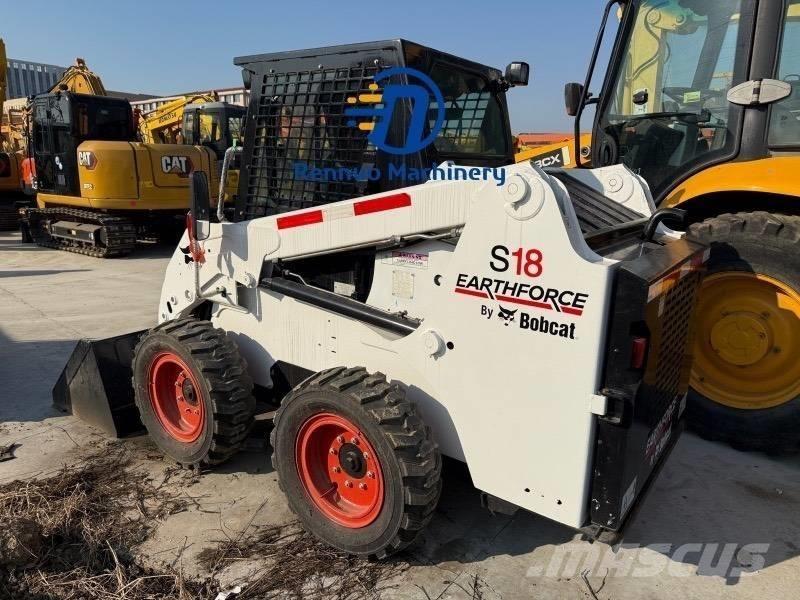 Bobcat S 18 لوادر انزلاقية التوجيه