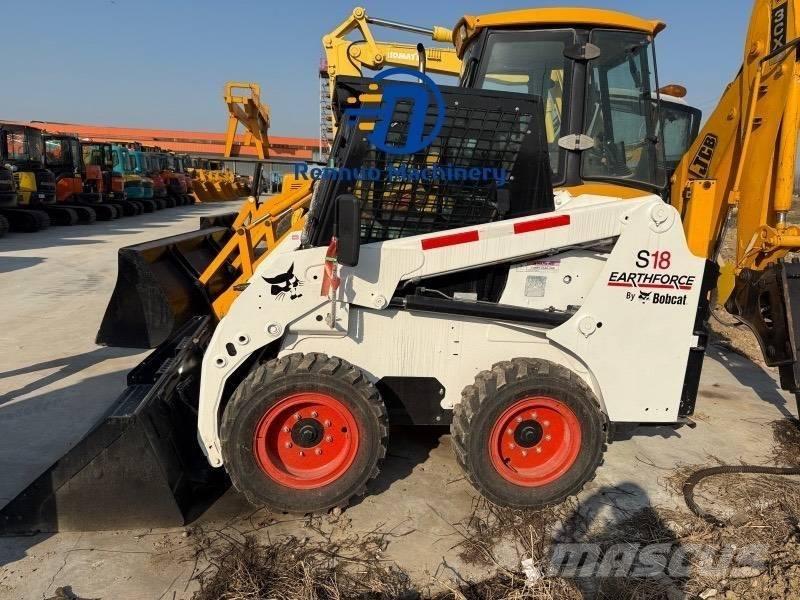 Bobcat S 18 لوادر انزلاقية التوجيه