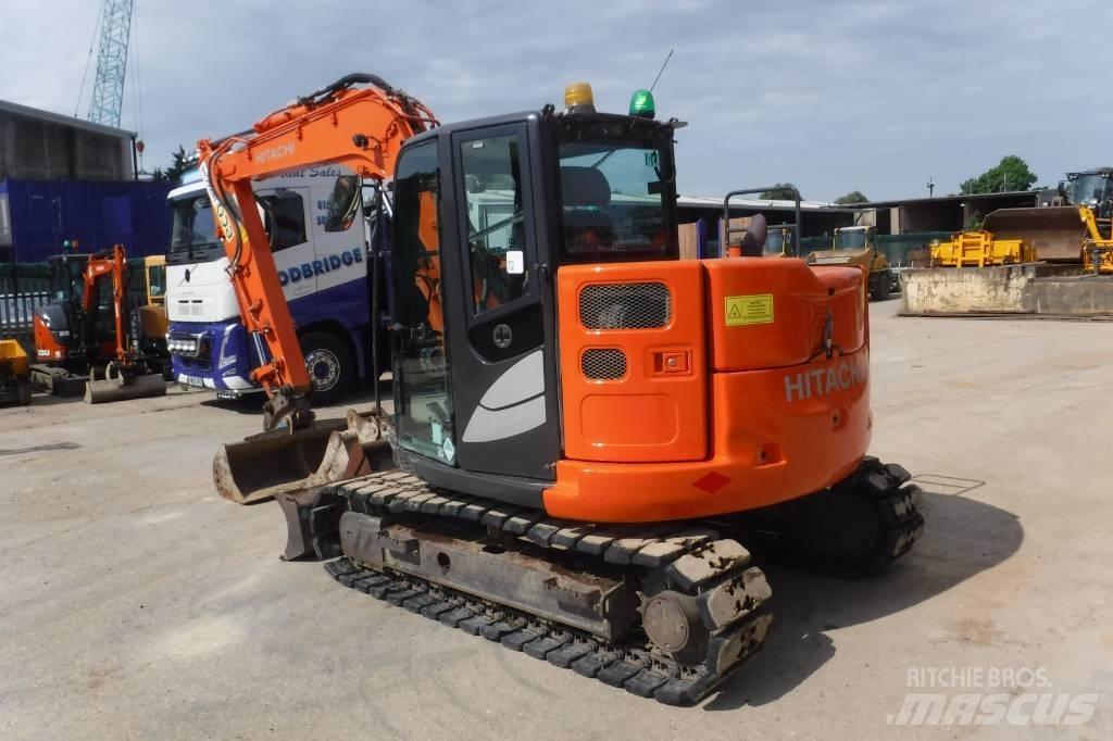 Hitachi ZX 85 US B-6 حفارات وسط 7 طن - 12 طن