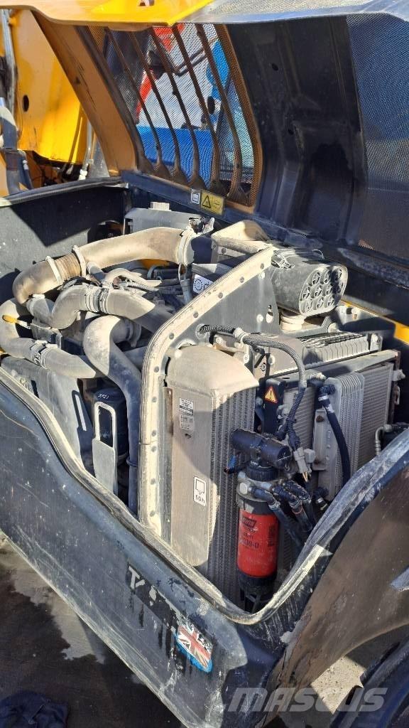 JCB 540-170 مناولات متداخلة