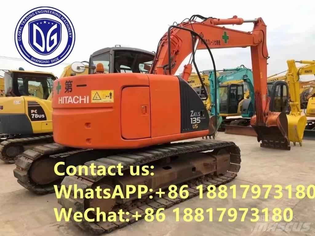Hitachi ZX 135 US حفارات زحافة