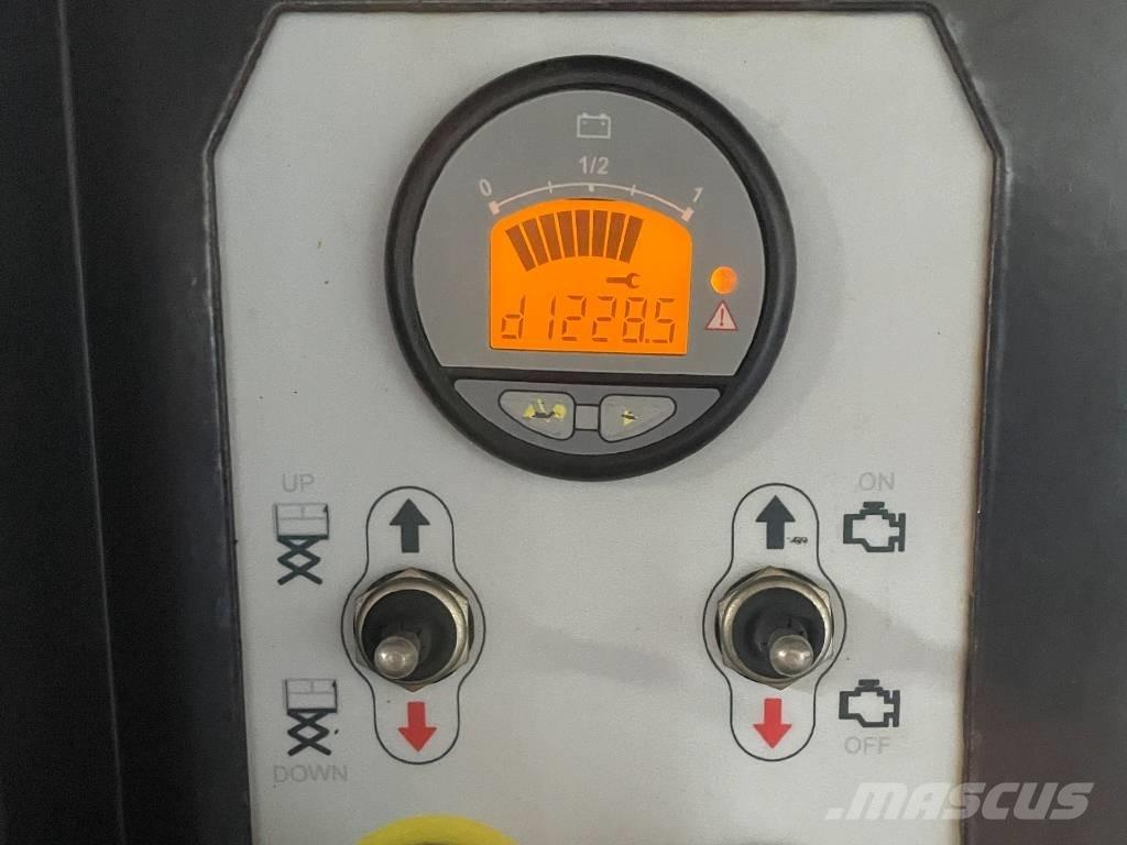 Almac 1090 BL EVO رافعات مقصية الشكل