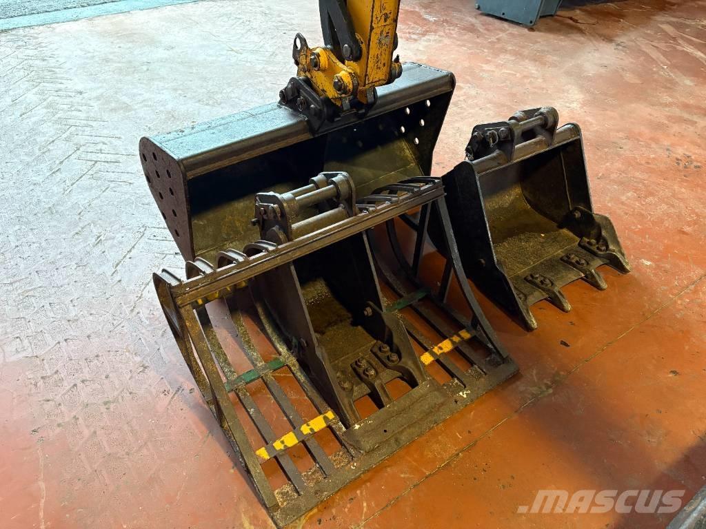 JCB 8024 حفارات صغيرة أقل من 7 طن (حفارات صغيرة)