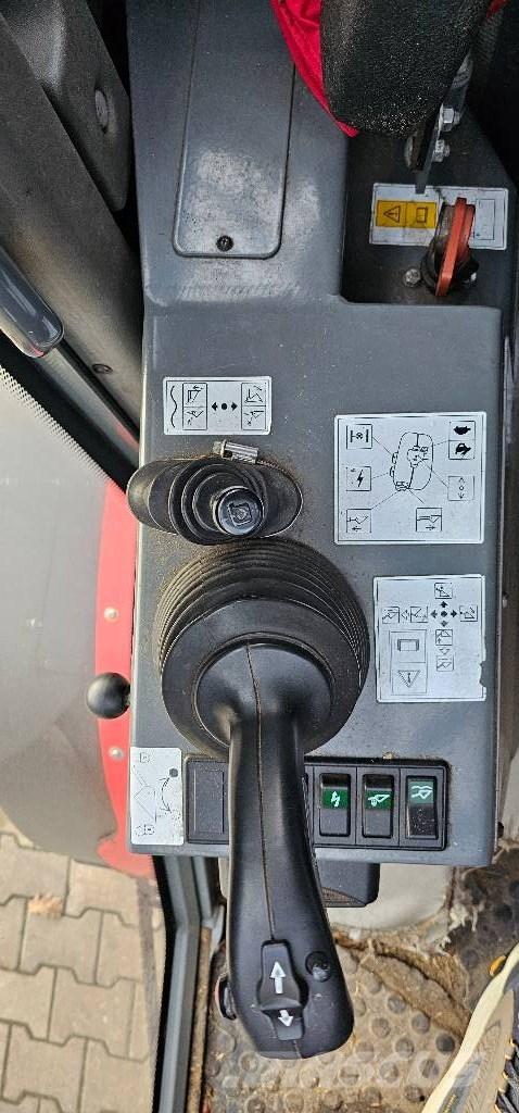 Weidemann 4070 لوادر بعجل