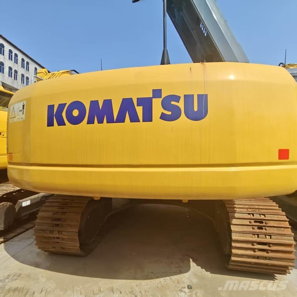 Komatsu PC 220-8 حفارات زحافة