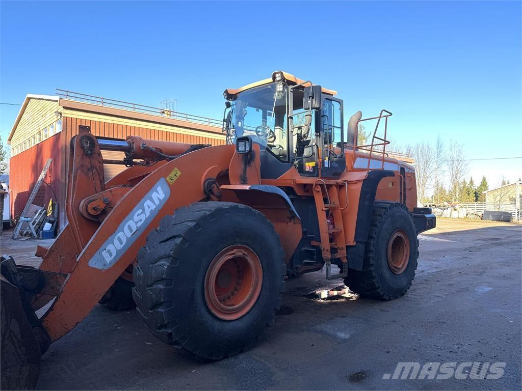 Doosan DL 550-3 لوادر بعجل