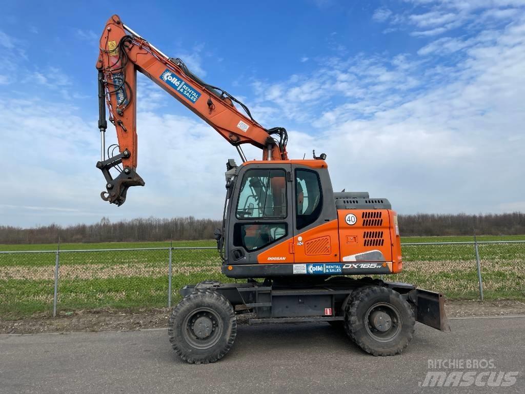 Doosan DX165W-5 حفارات بعجل