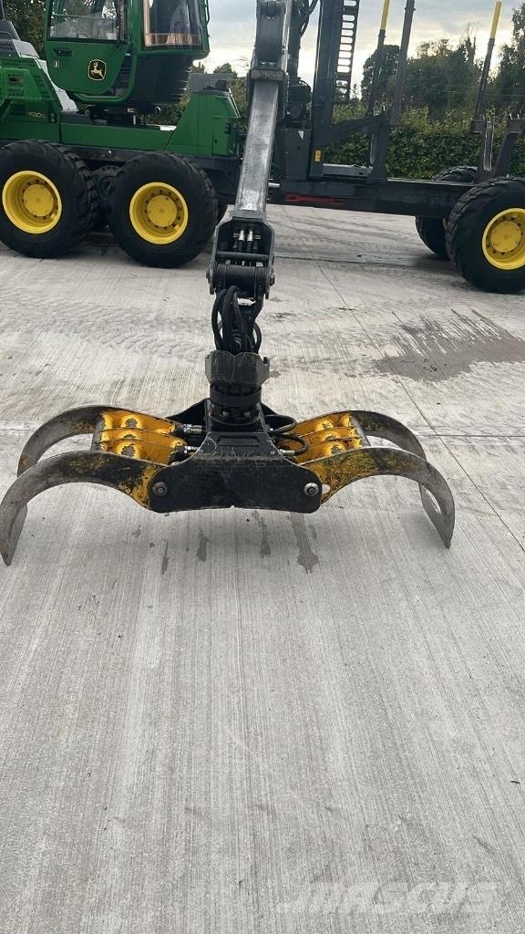 John Deere 1510G شاحنات