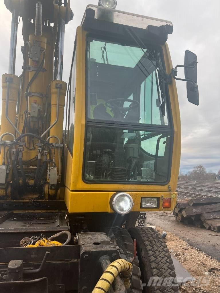Liebherr A 900 C ZW حفارات خاصة