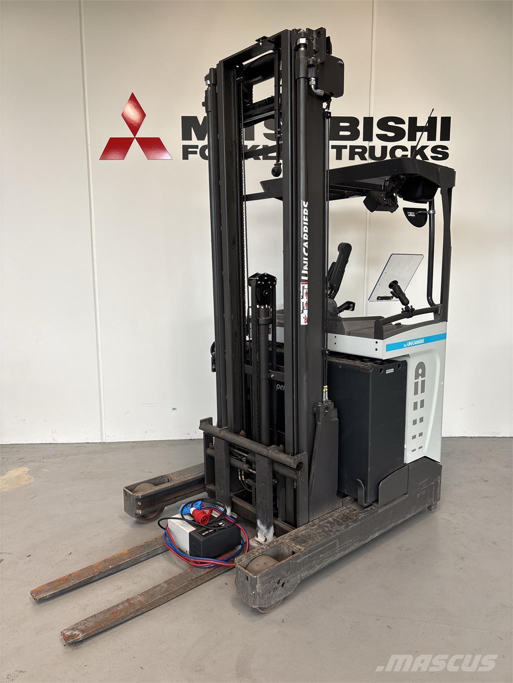 Atlet UMS160 شاحنة مناولة