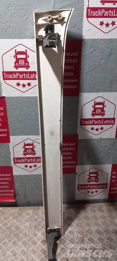 Scania 94 D.   1348519 كابينة والداخلية