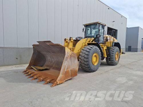 CAT 980 لوادر بعجل