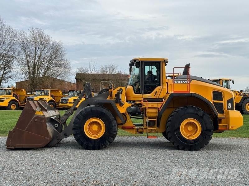 Volvo L 220 H لوادر بعجل