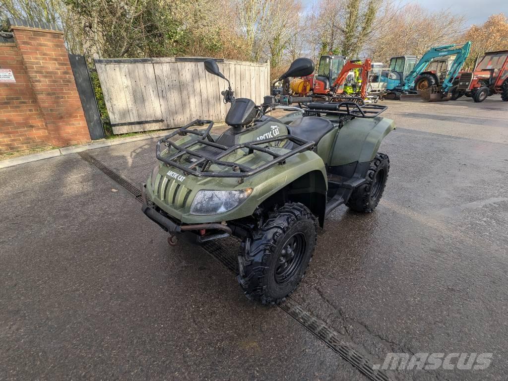 Arctic Cat 700 مركبات لجميع التضاريس