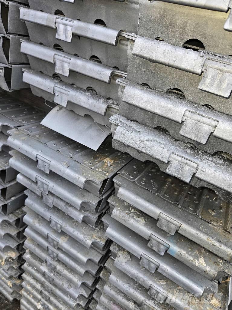 Peri UP T72 معدات سقالات