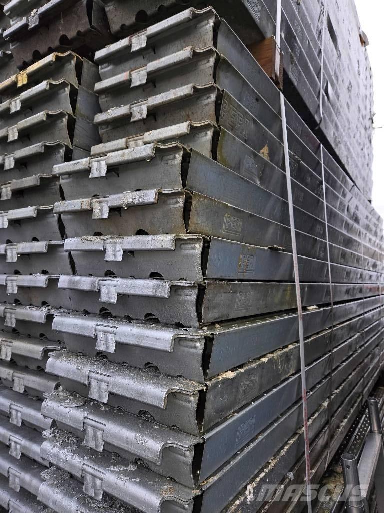 Peri UP T72 معدات سقالات