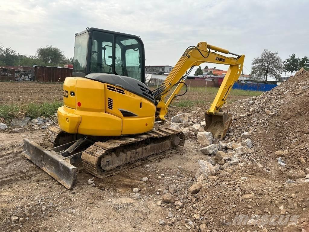 Kobelco SK 55 SRX-6 حفارات صغيرة أقل من 7 طن (حفارات صغيرة)