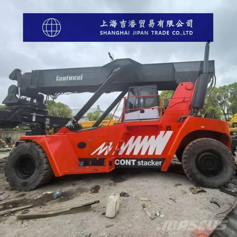 Fantuzzi CS 45 KM رافعات حاويات