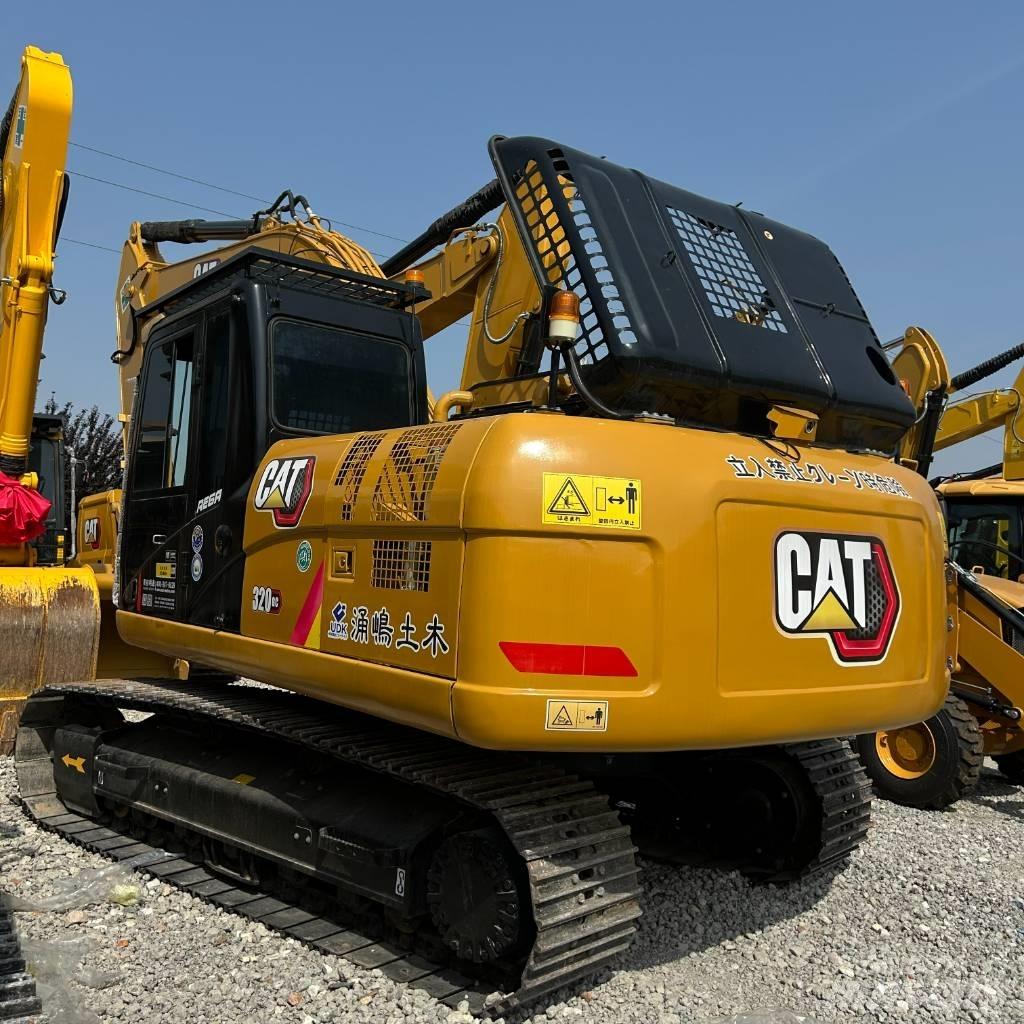 CAT 320 D حفارات زحافة