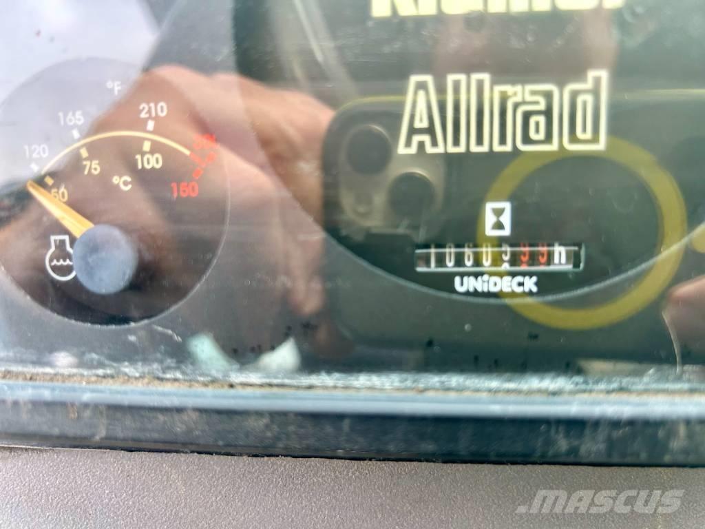 Kramer 320 لوادر بعجل