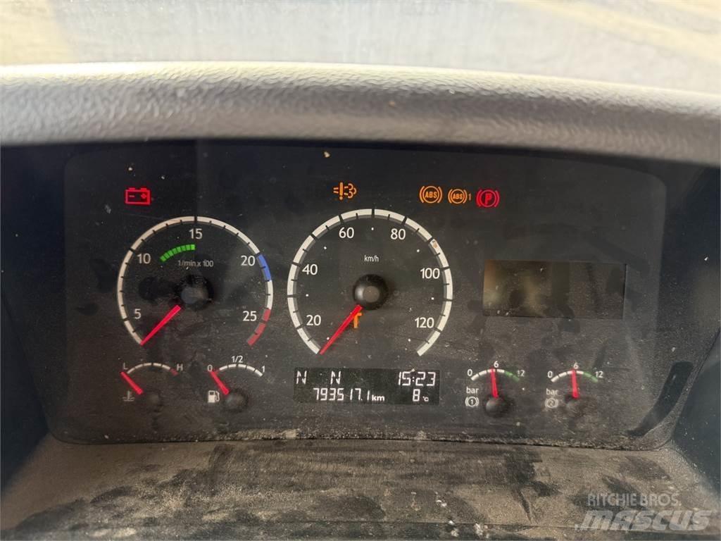 Scania R620 6X4 شاحنات بمقصورة وهيكل