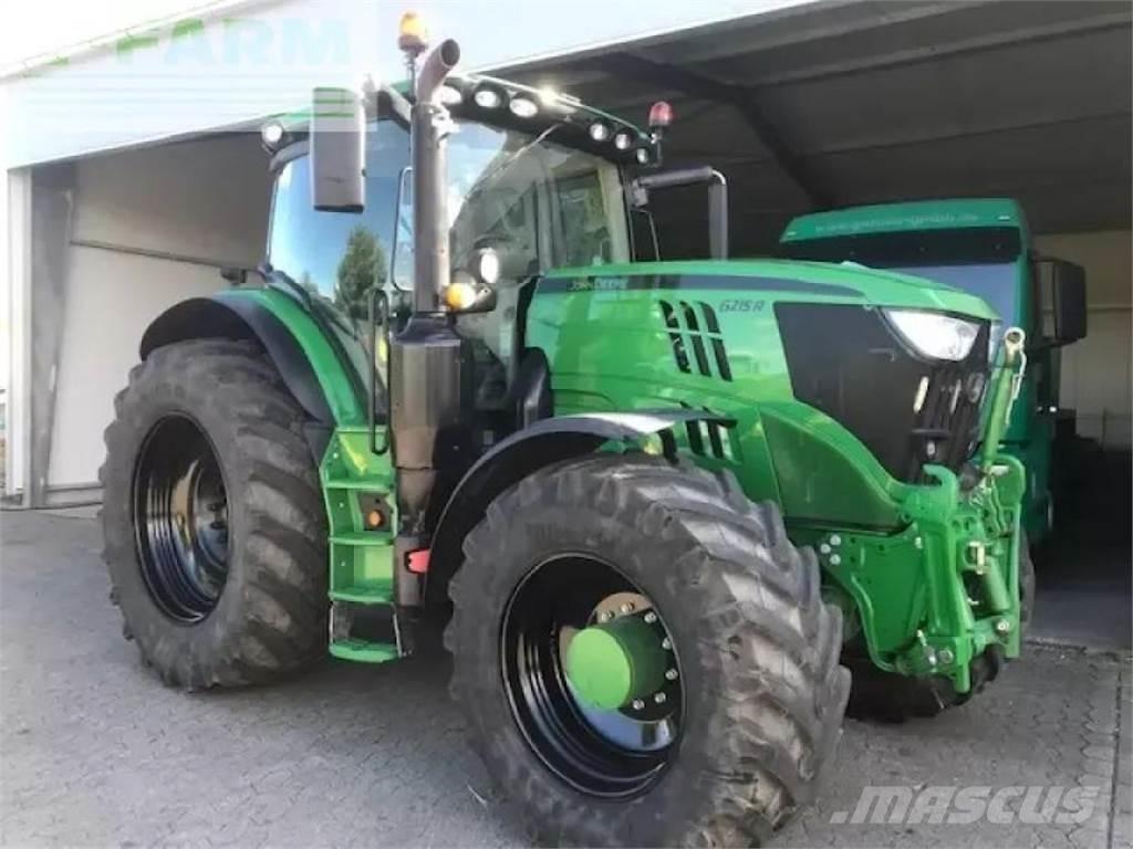 John Deere 6215r الجرارات