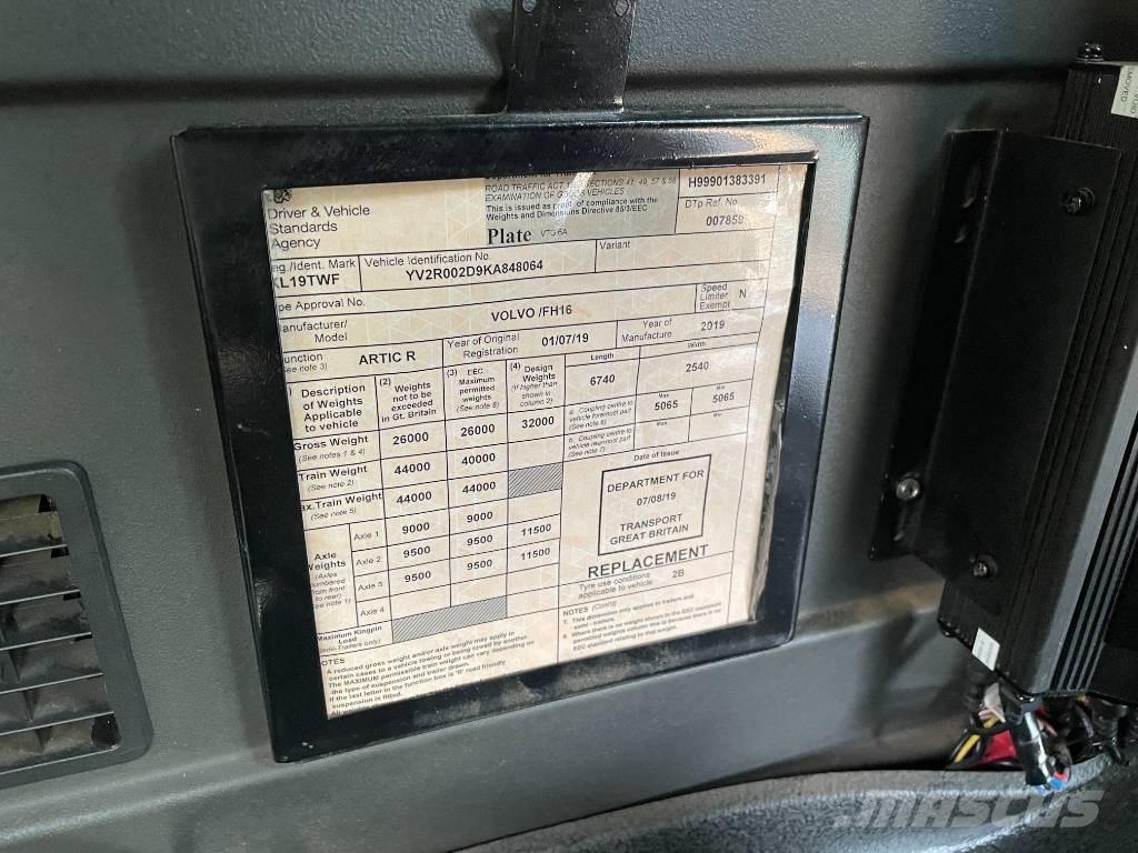 Volvo FH 16 650 وحدات الجر
