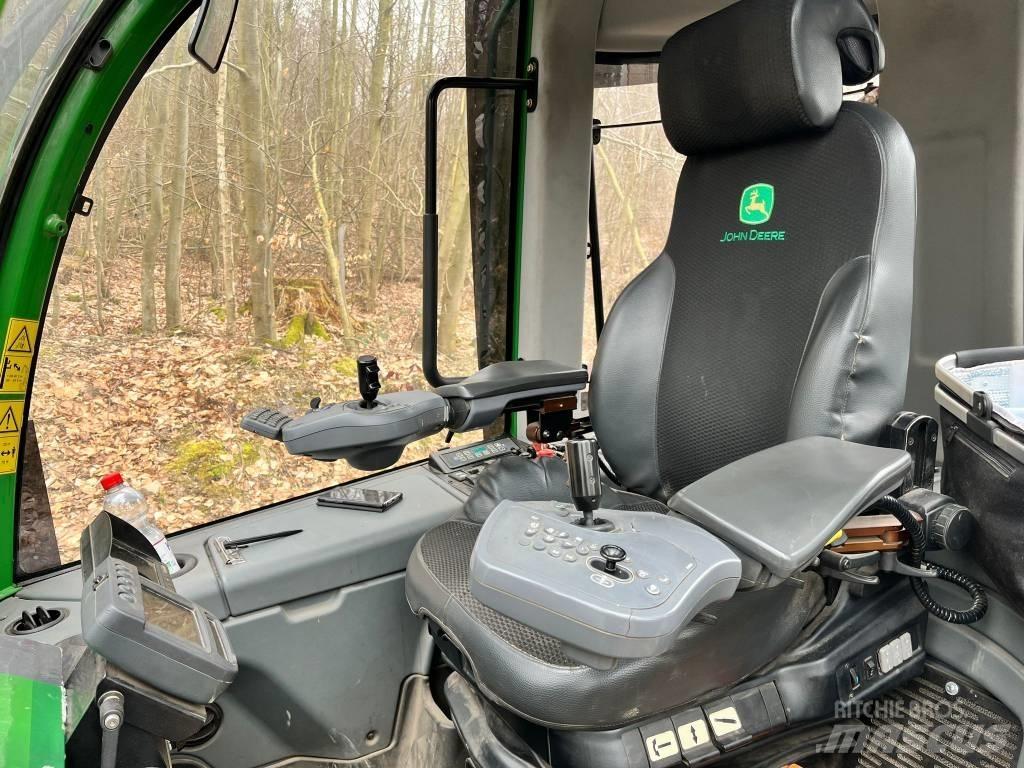 John Deere 1210 E شاحنات
