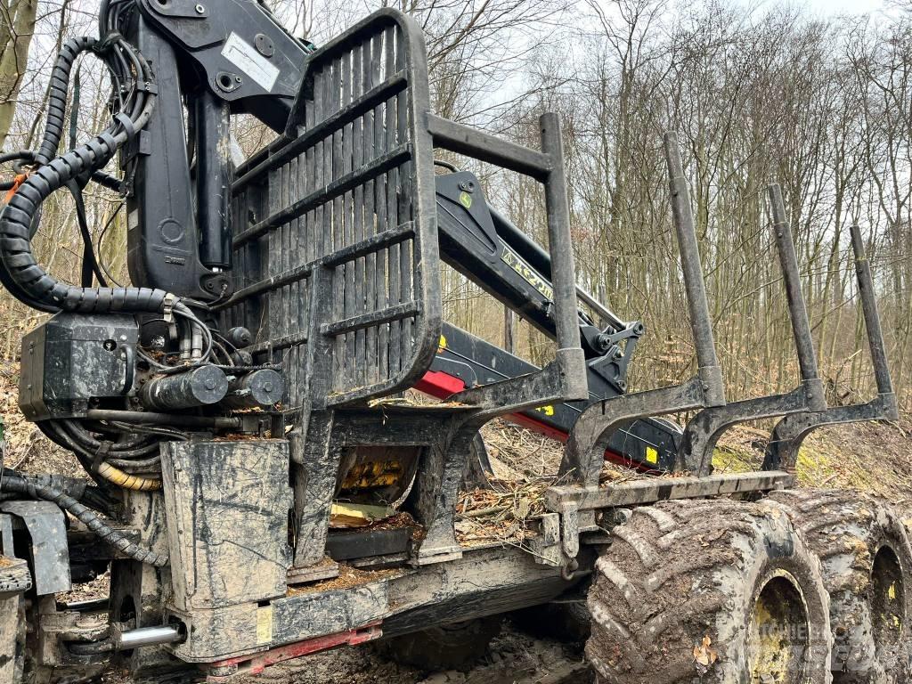 John Deere 1210 E شاحنات