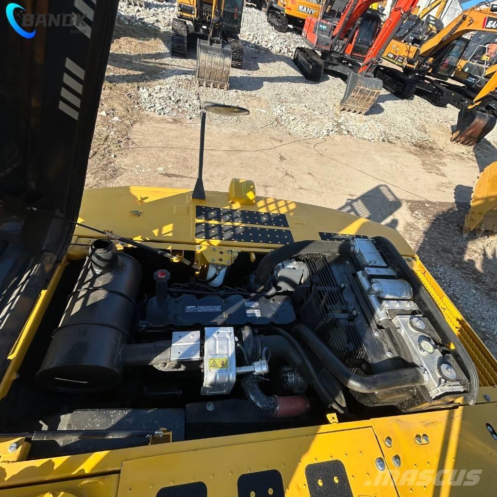 Komatsu PC 240-8 حفارات زحافة