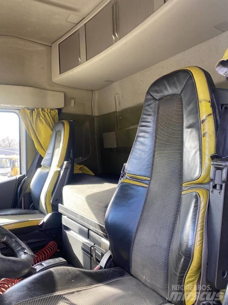Volvo FH 16 660 شاحنات مسطحة / أوناش