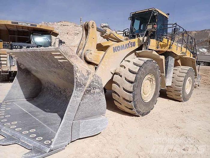 Komatsu WA600-8EO لوادر بعجل