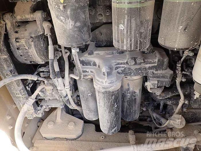 Komatsu WA600-8EO لوادر بعجل