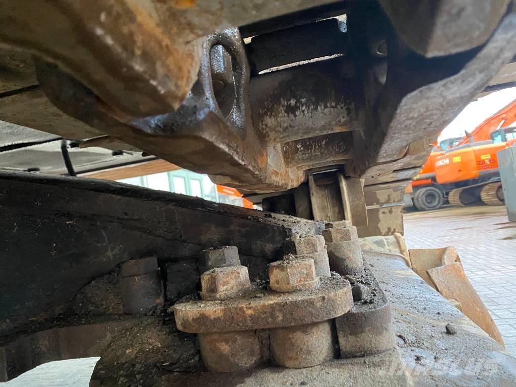 Hitachi Zaxis 460 حفارات زحافة