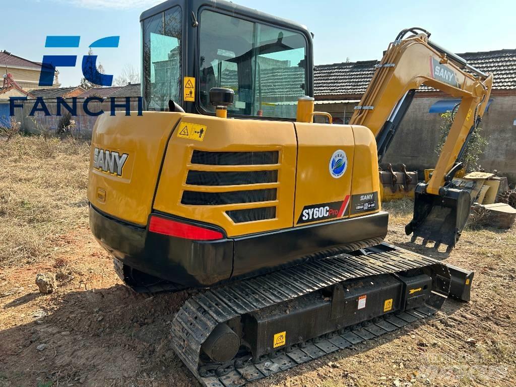 Sany SY 60 C حفارات زحافة