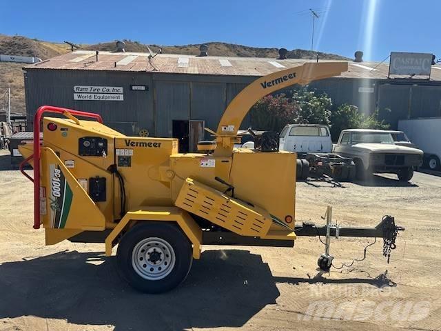 Vermeer BC1000XL ماكينات تقطيع أخشاب الحراجة