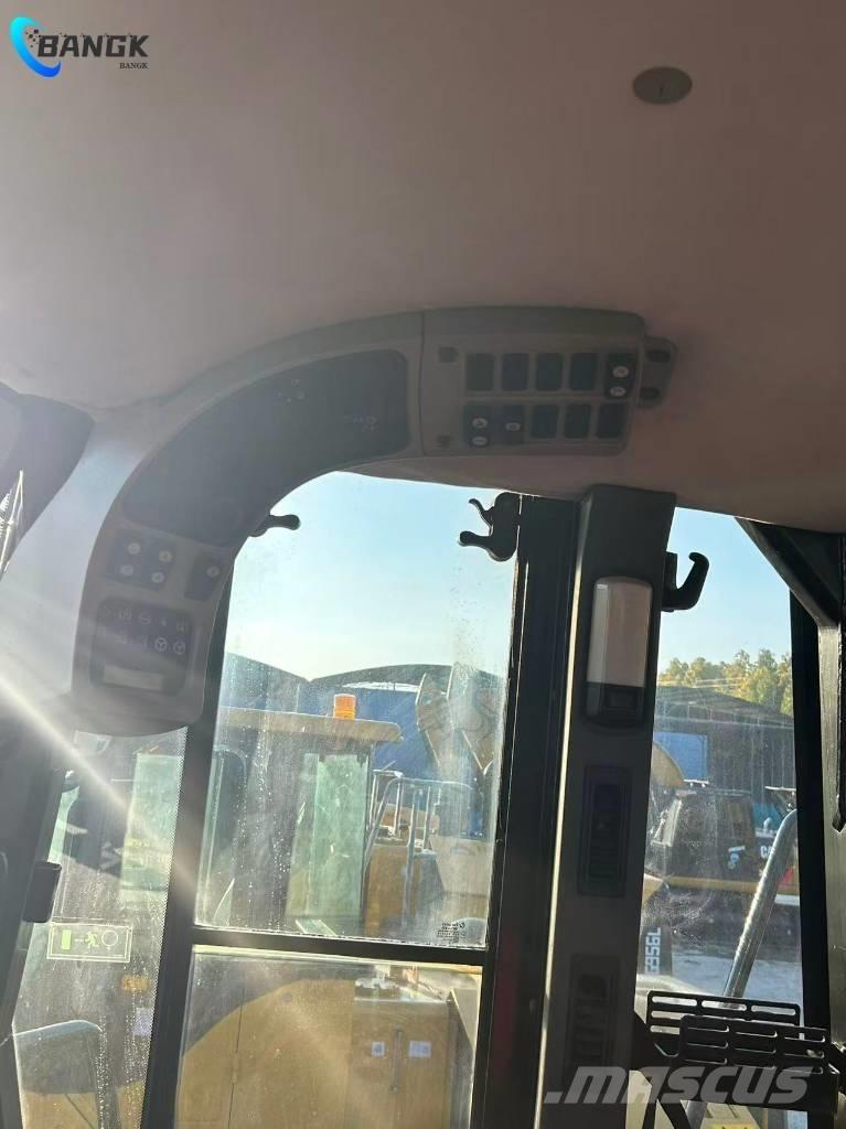 CAT 966 H لوادر بعجل