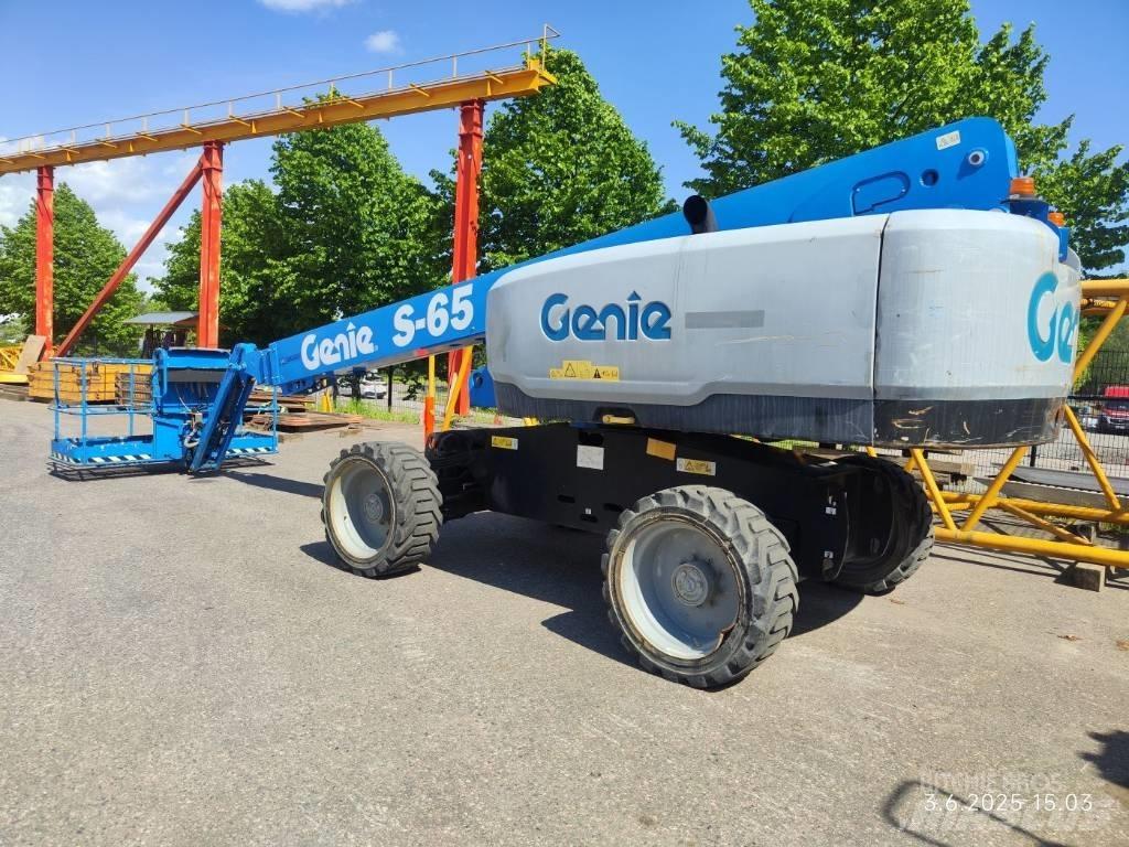 Genie S 65 رافعات سلة مفصلية