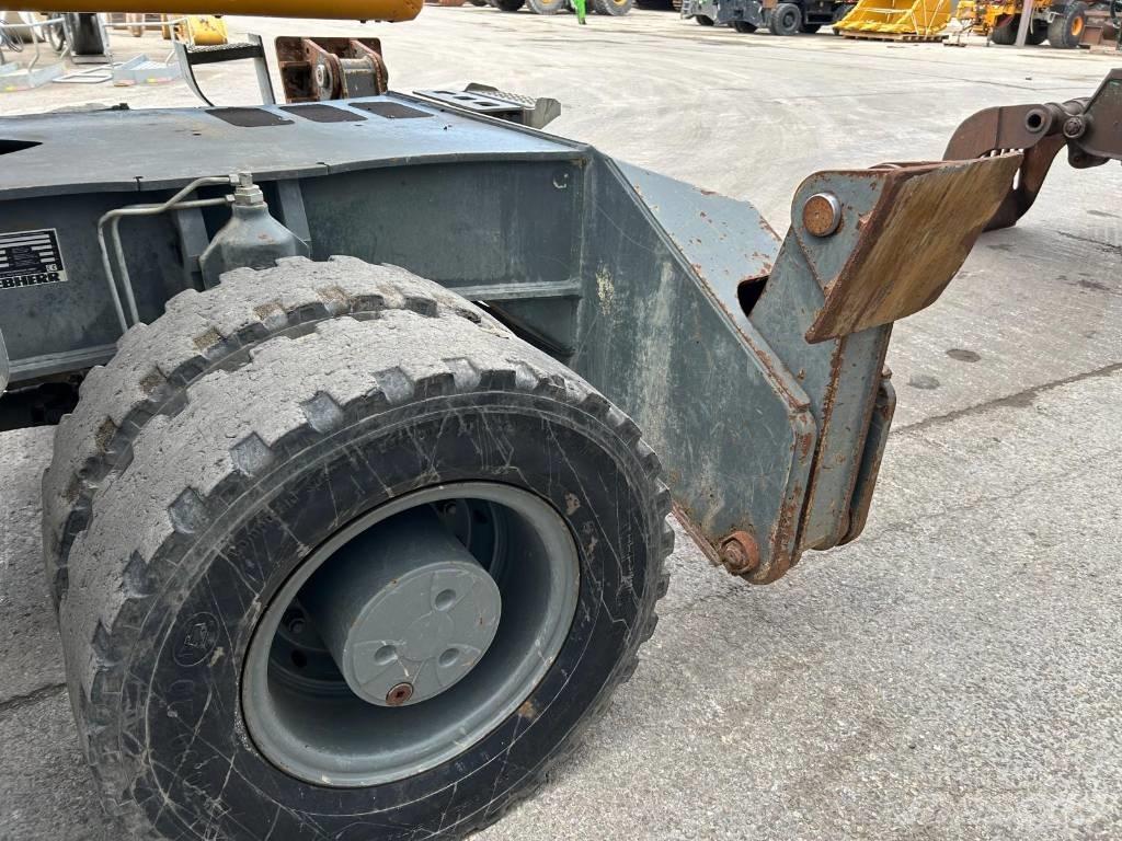 Liebherr LH 24 M مناولات المخلفات / مناولات صناعية