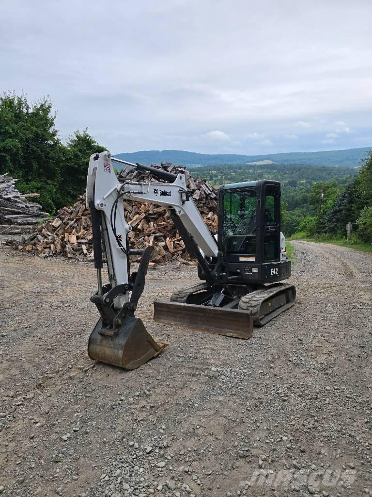 Bobcat E42 حفارات صغيرة أقل من 7 طن (حفارات صغيرة)