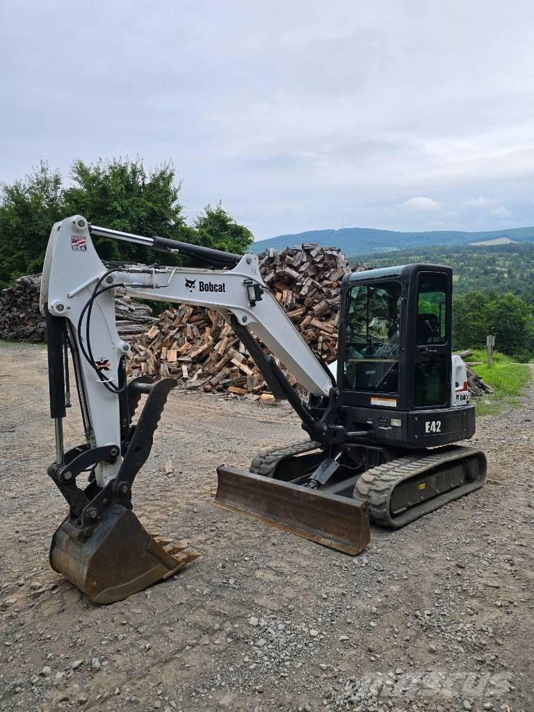 Bobcat E42 حفارات صغيرة أقل من 7 طن (حفارات صغيرة)