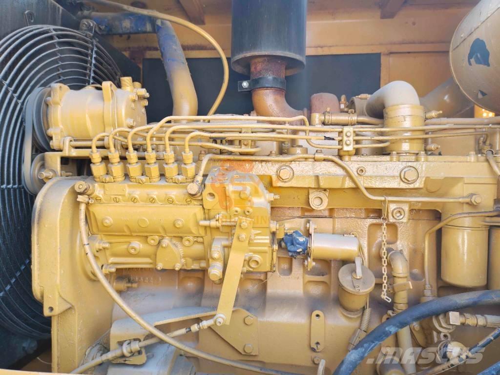 CAT 140 H معدات تمهيد الطرق