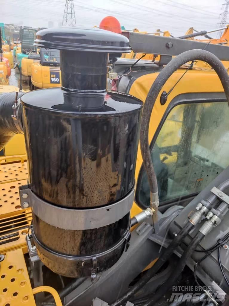 Volvo EC 360 B LC حفارات زحافة