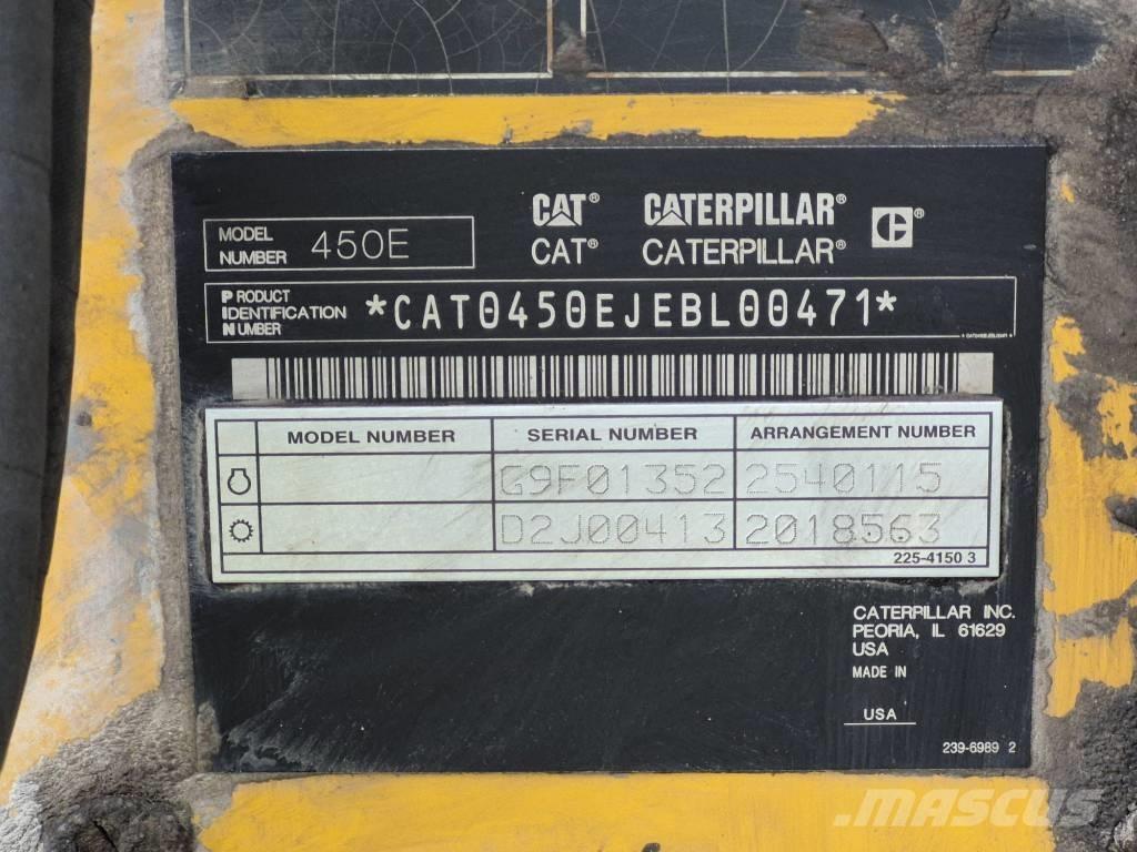 CAT 450 E لوادر ذات جرافات عكسية