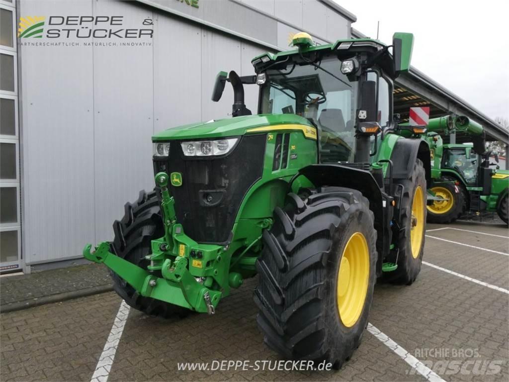 John Deere 7R 310 الجرارات