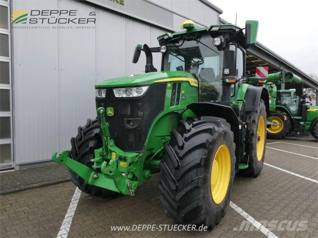 John Deere 7R 310 الجرارات