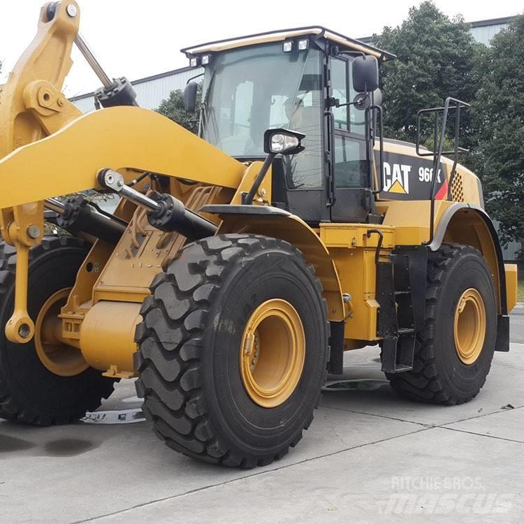 CAT 966K لوادر بعجل