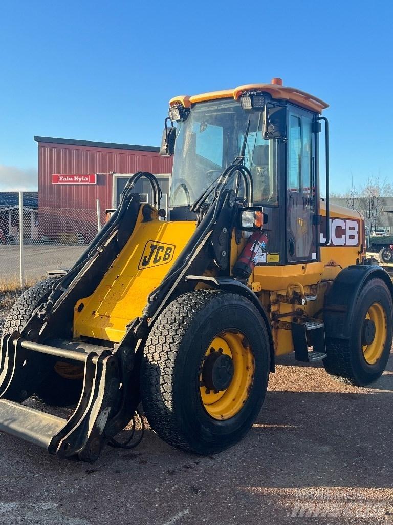 JCB 411 HT لوادر بعجل